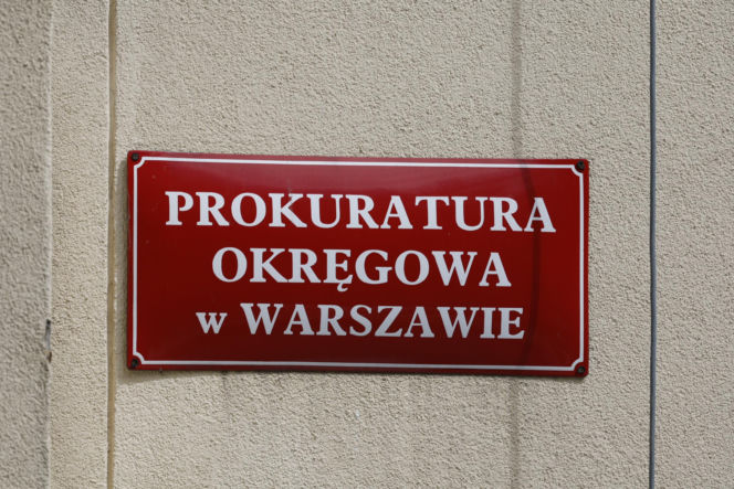 Stuu w prokuraturze. Śledczy przesłuchali youtubera