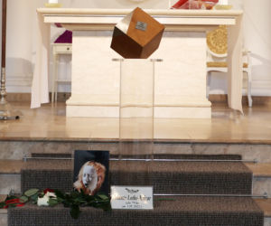 Pogrzeb Jolanty Lothe, aktorki Barw szczęścia