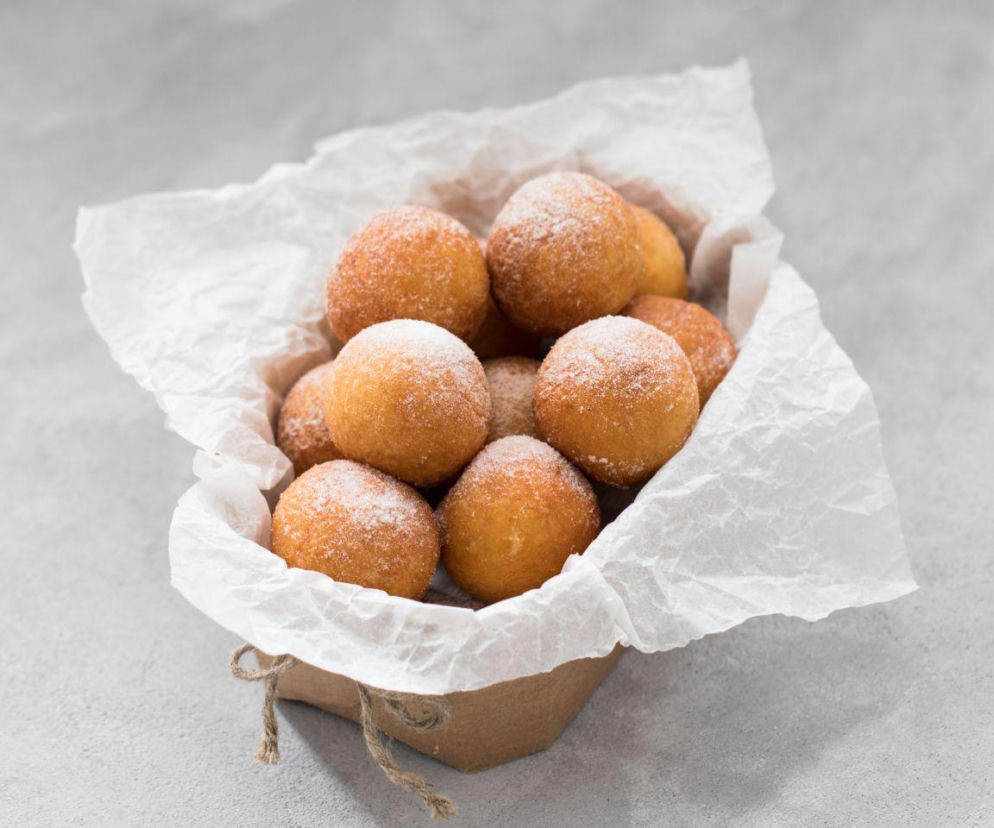 Małe, puszyste i gotowe w 6 minut. Te minipączki to mój hit na tłusty czwartek i nie tylko 