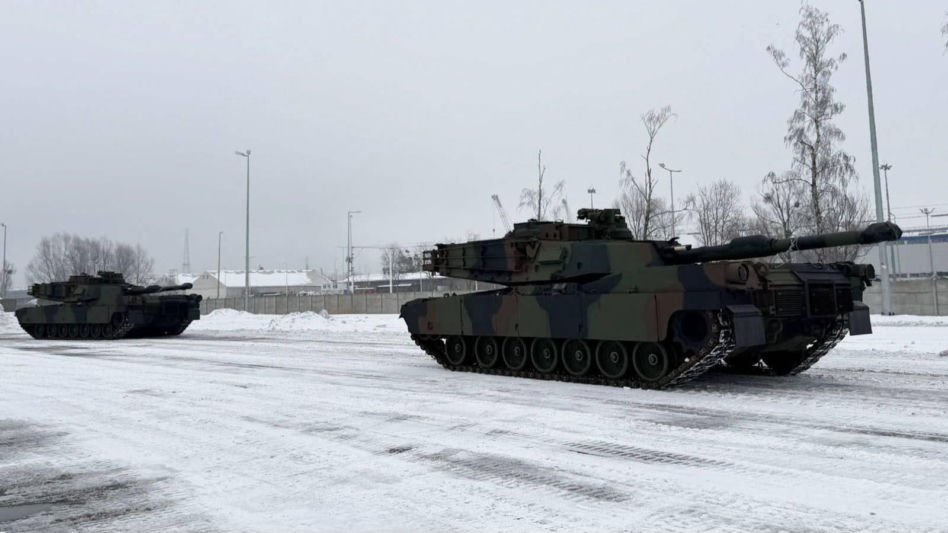 Pierwszy transport Abramsów w 2026 roku dotarł do Polski. Trafią do 1. Warszawskiej Brygady Pancernej