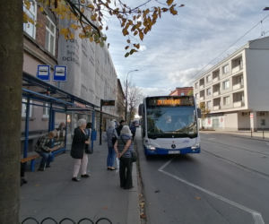 Zderzenie tramwaju z BMW w Krakowie