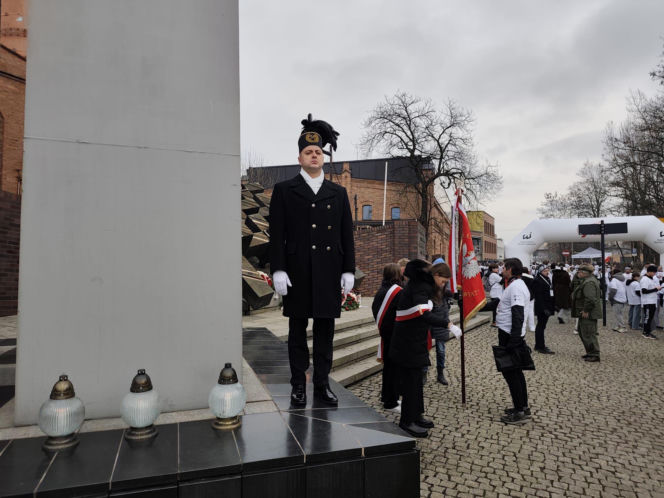 Pacyfikacja kopalni "Wujek". Zginęło dziewięciu górników. Strzały padły, gdy wydawało się, że jest po wszystkim