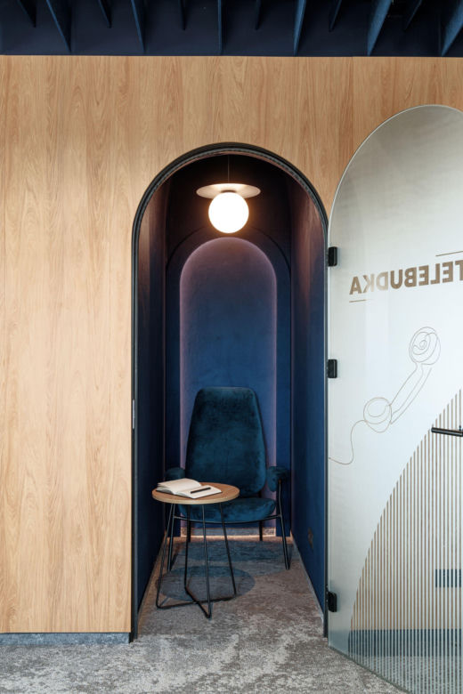 Harmonia w miejscu pracy. Nowy projekt biura autorstwa SAAN Architekci