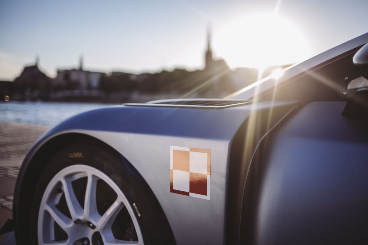Arrinera Hussarya GT