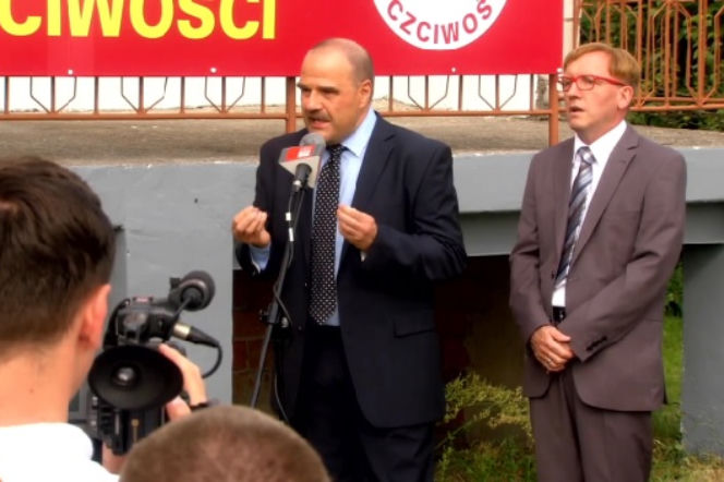 Ranczo 9 sezon odc. 117. Czerepach (Artur Barciś), senator Kozioł (Cezary Żak)