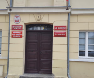 Proces właściciela psów odroczony