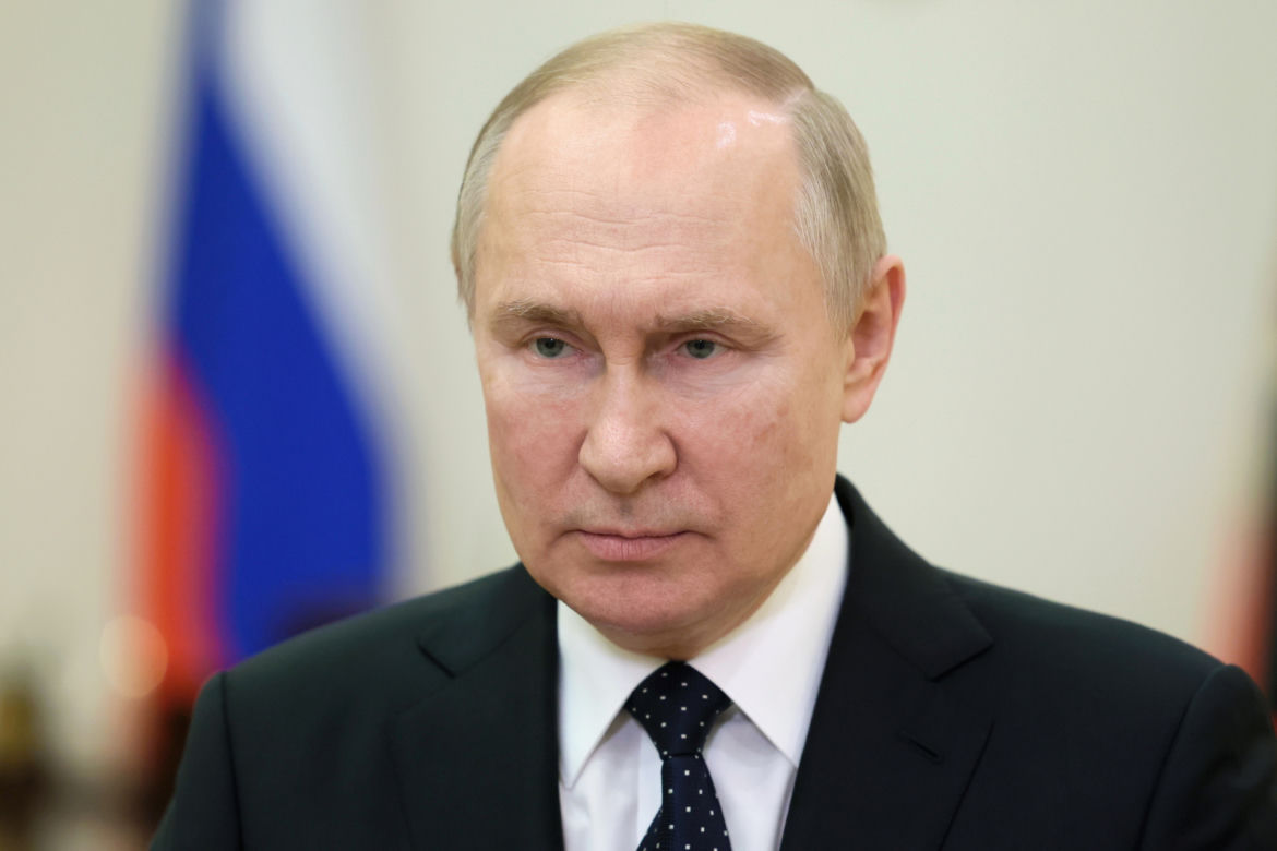 Putin wręczył order swojej pupilce. Ona prawie wsadziła mu język do ucha. Potem powiedziała coś strasznego