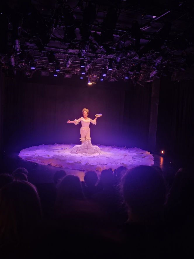 Monodram "The Other Mozart" Sylvii Milo na Manhattanie