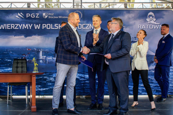 Podpisanie umowy pomiędzy PGZ Stocznią Wojenną a Szczecińską Stocznią Wulkan