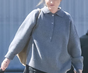 Olga Frycz z rodziną na spacerze