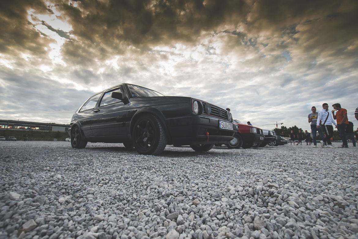 Spotkanie Youngtimer Warsaw pod PGE Narodowym