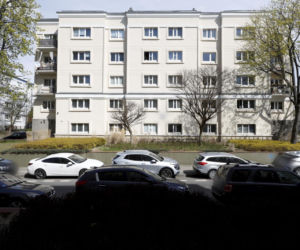 Nożem zaatakował kobietę w mieszkaniu na Śródmieściu. Trafił do szpitala psychiatrycznego