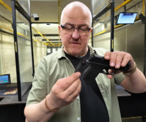 Ultrakompaktowy pistolet HK SFP9 CC - recenzja