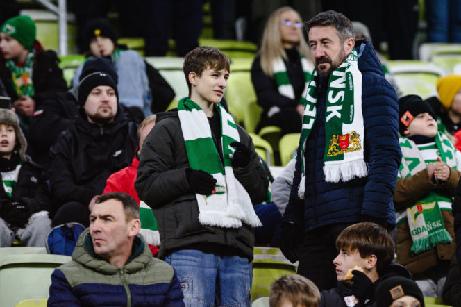 Lechia Gdańsk - Górnik Zabrze, zdjęcia kibiców i zawodników z meczu 18, kolejki PKO BP Ekstraklasy