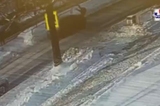 Miał prawo jazdy od 11 miesięcy. Potrącił kobietę na przejściu dla pieszych. Szokujące wideo