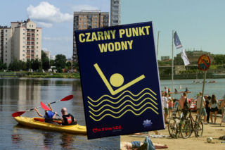 Czarne punkty wodne - kąpieliska w Warszawie i okolicach, na których toną ludzie. Nowa lista niebezpiecznych kąpielisk na Mazowszu