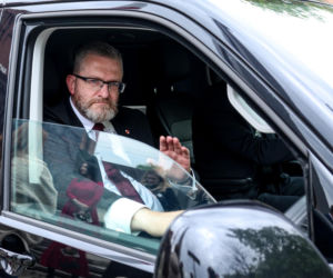 Koalicja Kaczyńskiego z Mentzenem i Braunem