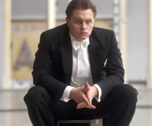 Tomasz Schuchardt kiedyś i dziś. Aktor słynie z metamorfoz, bywa niemal nie do poznania