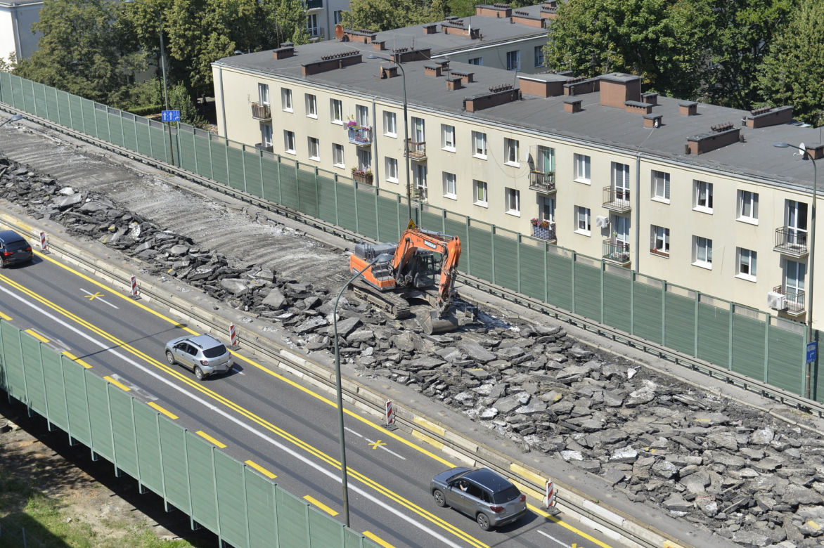 Frustracja kierowców nie ma końca! Przebudowa utrudnia życie mieszkańcom. Tak się jeździ Trasą Łazienkowską!