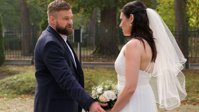 M jak miłość odc. 1911. Michał Winiar (Tomasz Rożniatowski), Ewelina (Anna Jarosik)