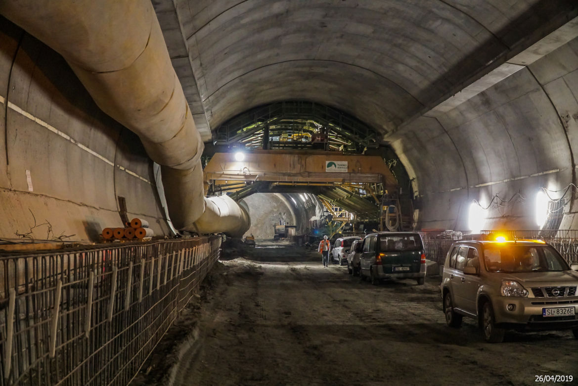 Tak powstaje najdłuższy tunel w Polsce. Będzie miał ponad 2 kilometry długości!