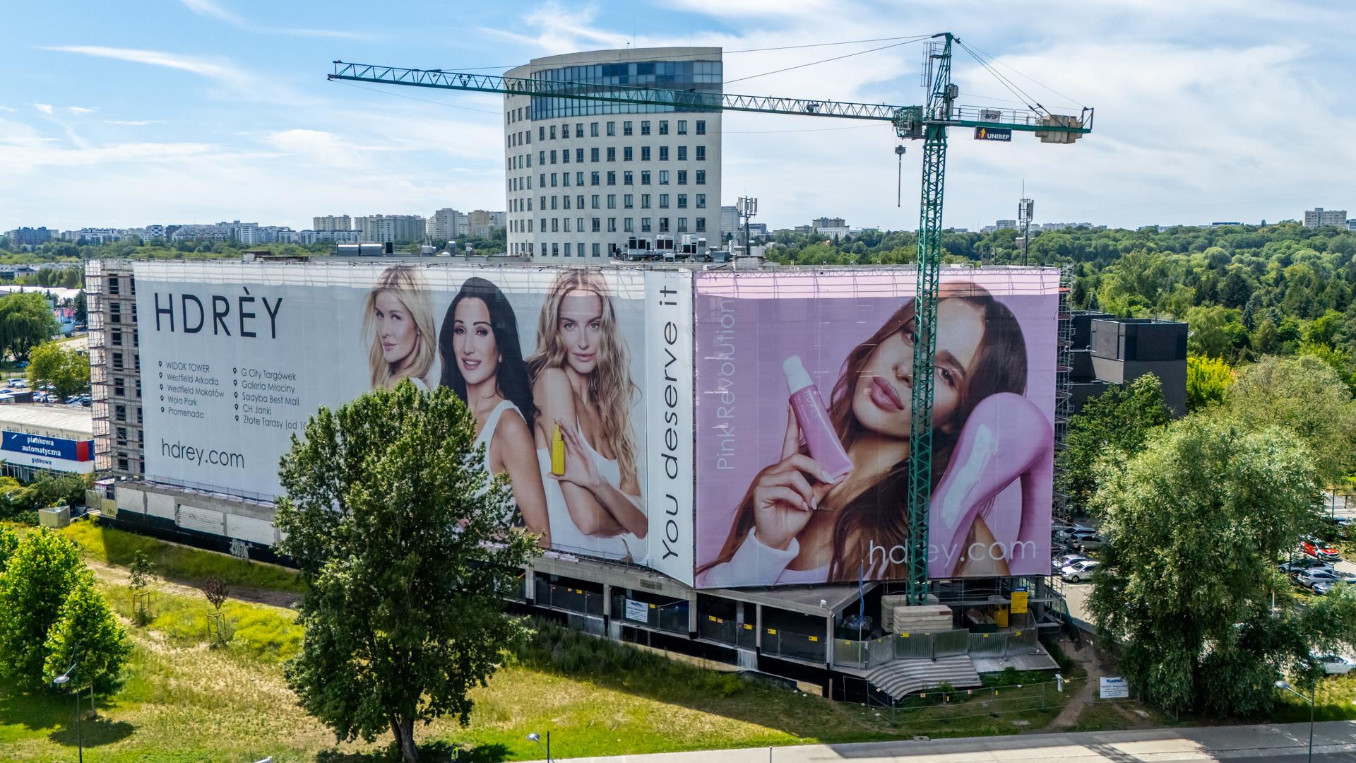 Budowa hotelu Holiday Inn przy ul. Sobieskiego 87 w Warszawie