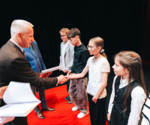 Najzdolniejsi uczniowie odebrali stypendia Prezydenta Miasta Siedlce