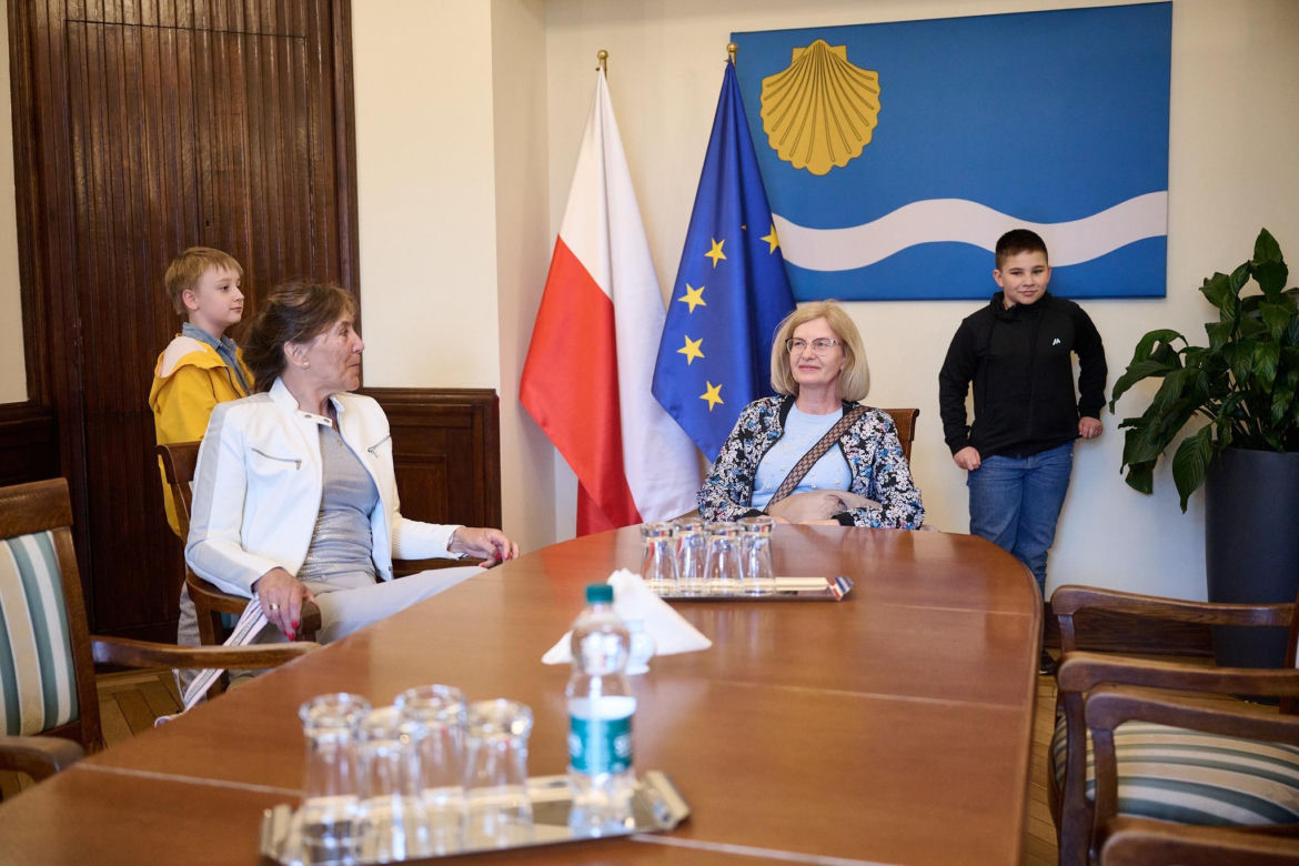 Gigantyczna kolejka w Olsztynie. Wszyscy chcieli zwiedzić to miejsce