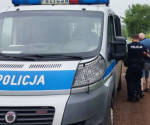 Gruzini okradli właściciela kantoru. Zostali zatrzymani po dramatycznym pościgu