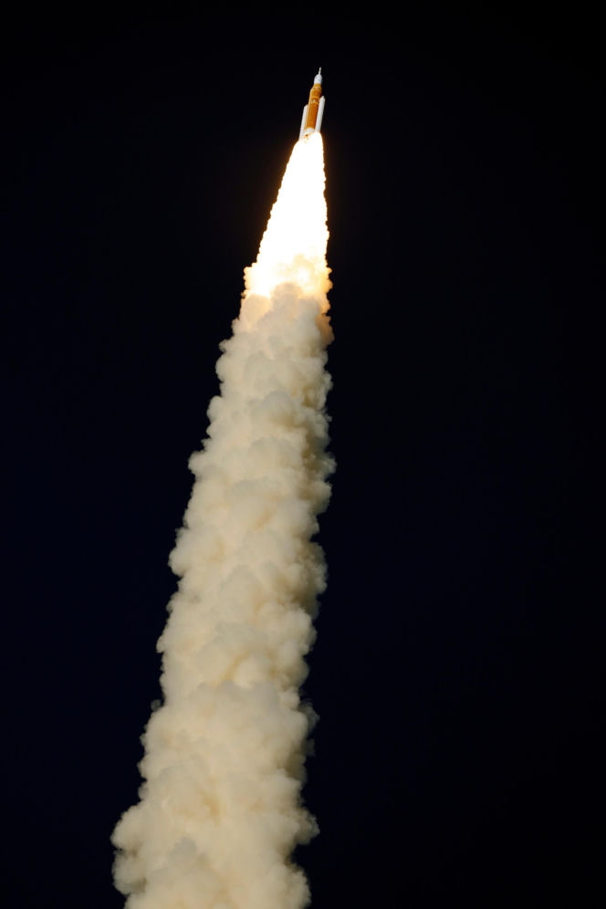 Wystartowała misja Księżycowa! Pierwsza od 53 lat