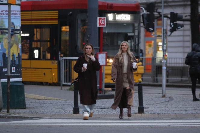 Joanna Krupa z siostrą Martą. Zjadły w mlecznym i poszły po patelnię