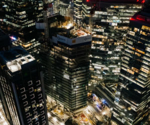 W centrum Warszawy trwa budowa Skylinera II