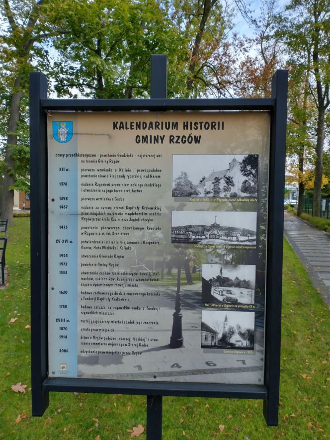 Leży na pograniczu dwóch historycznych krain. Jedno z najpiękniejszych miast w woj. łódzkim