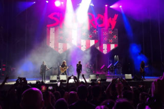 Co dalej ze Skid Row? Mamy nadzieję, że wyruszymy w trasę przed końcem roku 