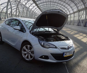 Opel Astra GTC