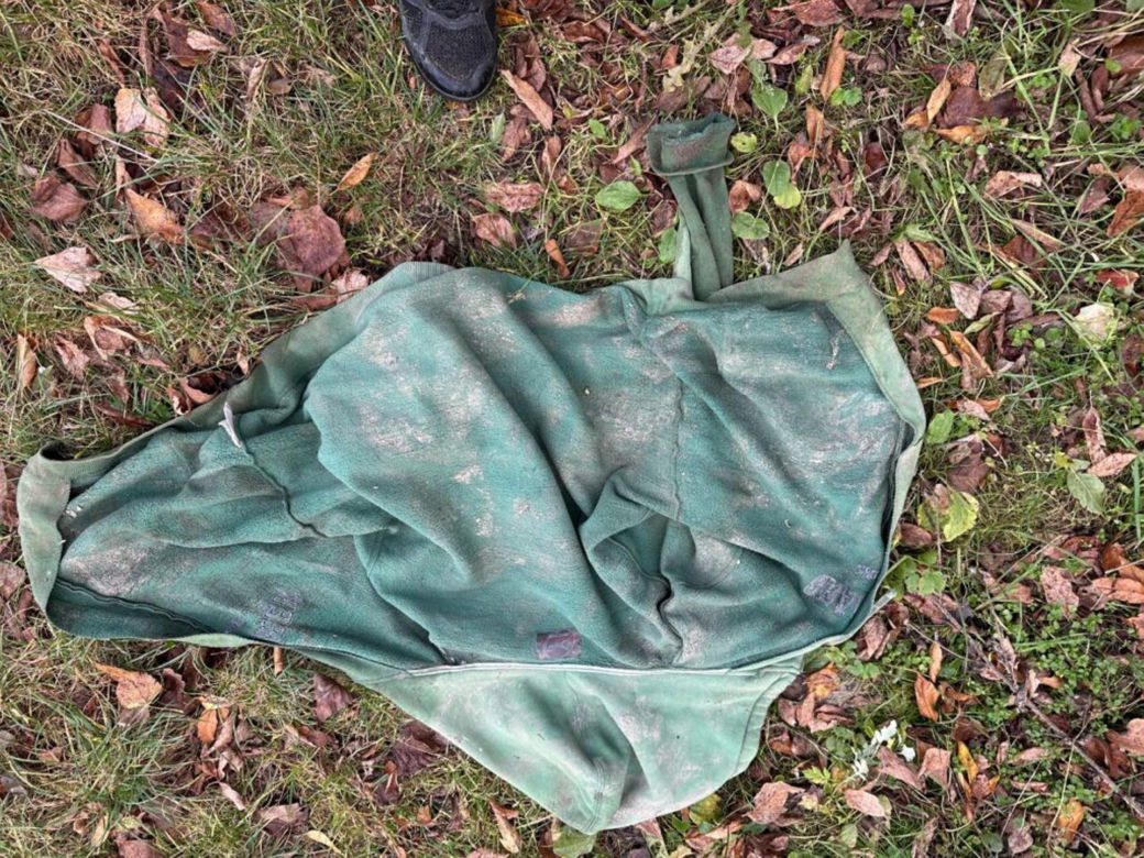 Ojciec zaginionego Krzysia Dymińskiego eksploruje dno rzeki. Wyłowił z niej szokujące rzeczy. „Może ktoś rozpozna”