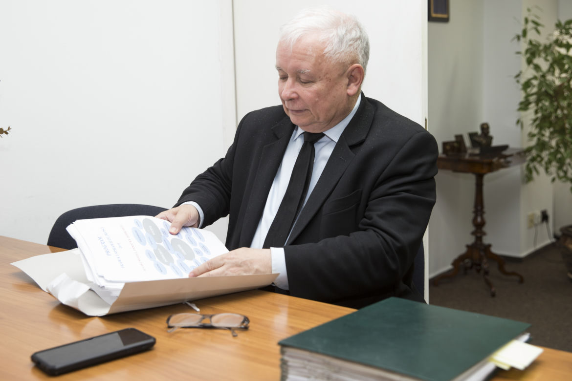Tu będzie siedział Kaczyński