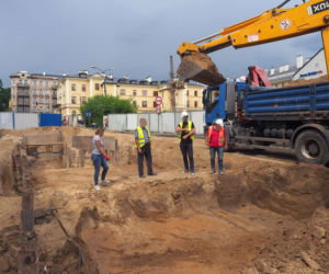 Ludzkie czaszki pod ulicą w centrum Lublina. Do kogo należały?