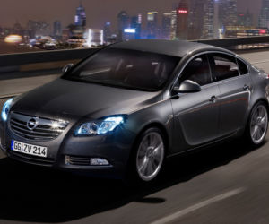 Opel Insignia hatchback, model 2011