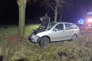 Tragedia na drodze w powiecie rawickim. Nie żyje pasażerka auta