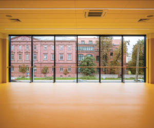 Hale sportowe / Wrocław 1