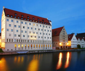Qubus Hotel 