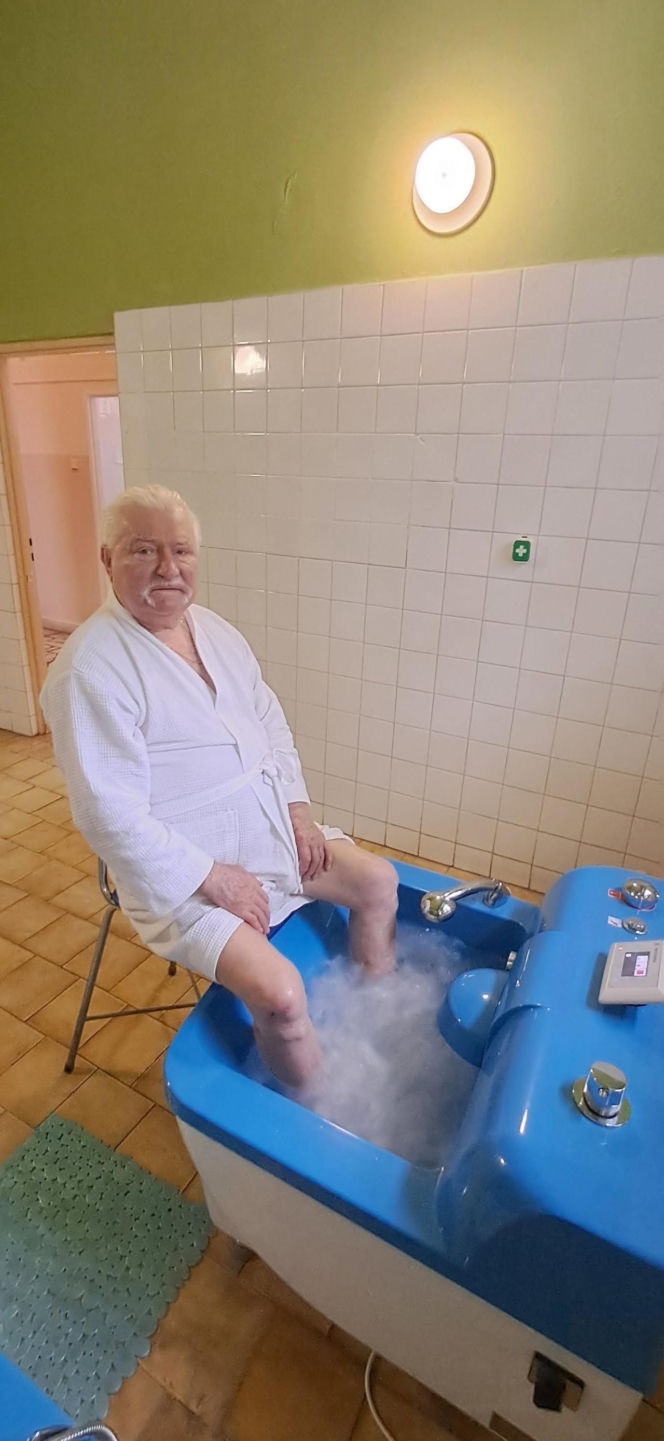 Lech Wałęsa kuruje się w Lądku-Zdroju