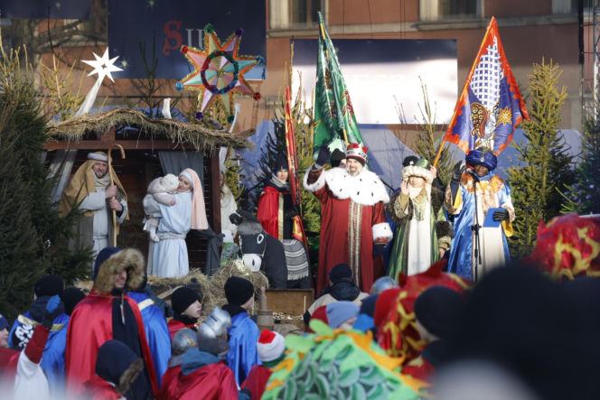 Karol i Marta Nawroccy na Orszaku Trzech Króli