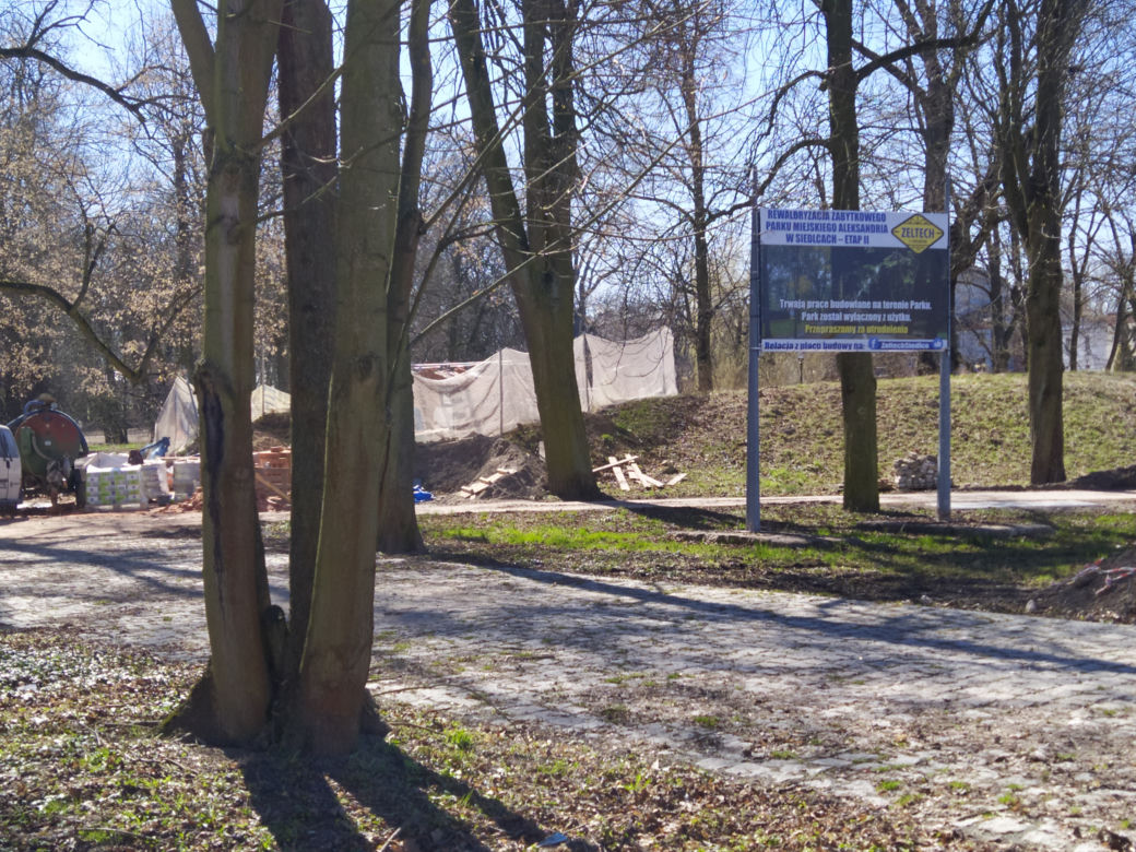 Park Aleksandria w Siedlcach w czasie remontu i prac rewitalizacyjnych - 29.03.2023