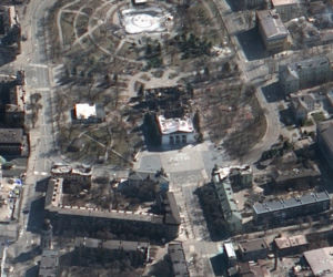 Rosjanie czyszczą Mariupol ze zwłok i gruzów. Szykują tam karnawał zwycięstwa