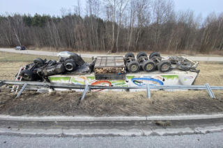 dachowanie cięzarówki na A2