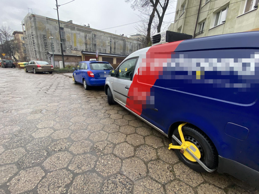 Żniwa Straży Miejskiej w Katowicach. Parkujących czekała niemiła niespodzianka.