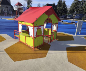 Nowy plac zabaw w Wilkowicach