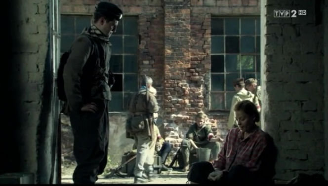 Czas honoru Powstanie odc. 6. Twardy (Grzegorz Daukszewicz), Wanda (Magdalena Różczka)